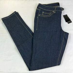 Torrid‎ New Women’s 10 Tall Dark Wash Skinny Pockets Slightly Stretchy Jean